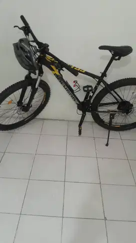 Sepeda Polygon MTB Premier 5