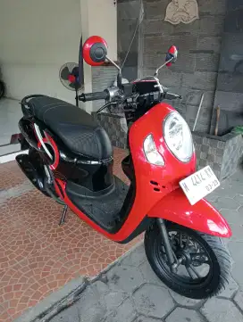 HONDA SCOOPY Sporty 2024