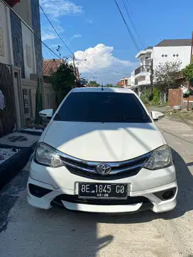 Etios 2015 Toms Edition