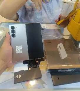Samsung galaxy Z fold 6 , garansi resmi, bisa cash dan cicilan