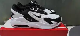 NIKE AIR MAX BOLT 40.5