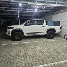 Hilux DC 2023 V matic full original