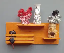 Dekorasi. Hiasan dinding.