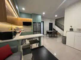 Dijual Rumah Cluster Leonora siap huni full Furnished Gading Serpong