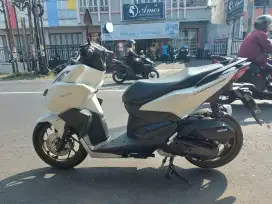 Honda vario 160cc abs  fi 2023 istimewa putih