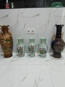 Dijual Guci China