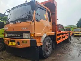 Mitsubishi fuso 220ps engkel 6 roda panjang 8 m losbak thn 2018