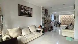 DIJUAL RUMAH 2 LANTAI CLUSTER LAVENDER GADING SERPONG