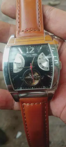 Jam guess normal lancar