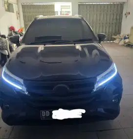 Di jual mobil daihatsu terios tahun 2021