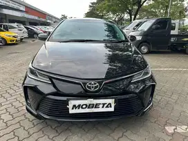 Toyota Altis v 1.8 at 2019