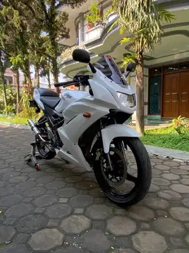KAWASAKI NINJA RR NEW PUTIH 2012