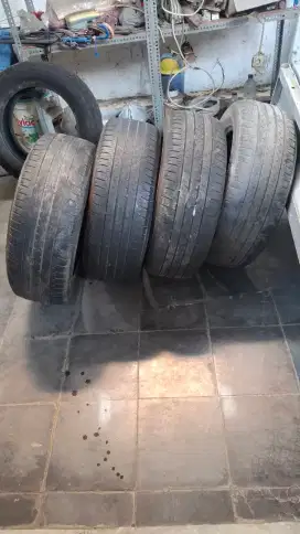 Ban Bridgestone ring 18 copotan