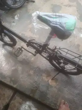 Sepeda Lipat merk Airwalk r 16 siap gowes normal 300rb saja ya
