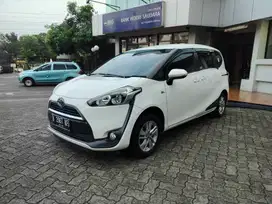 Toyota Sienta 2017 Bensin