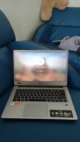 Laptop ACER SWIFT 3
