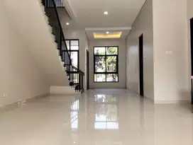 Dijual Rumah Mewah Modern Strategis Di Daerah Singgasana Kota Bandung