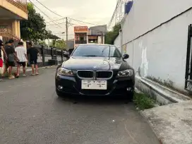Dicari BMW 325i Lci 2010/2011