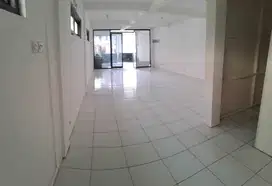 DI SEWAKAN RUMAH DI TEBET TIMUR