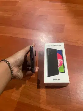 Dijual hape samsunh A52s 8/128