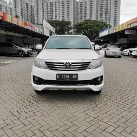 Toyota Fortuner 2.5 G TRD 2011 Putih VNT
