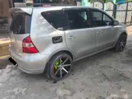 Nissan Livina XR 1.5 matic 2011 silver pjk pnjg full ors nama sendiri