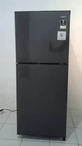 KULKAS 2 PINTU AQUA 223 LITER
