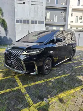 Lexus LM350 2020 Bensin