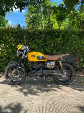Kawasaki W175 CAFE th 2019 Dp 500rb Siap pakai