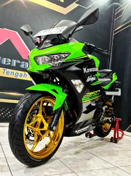 All-New Ninja 250 KRT Edition Mewhkinyis km.7rb.Anugerah motor rungkut