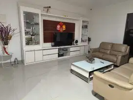 Disewakan Rumah Full Furnished Casa Jardin Daan Mogot