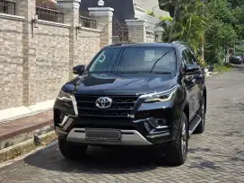 ALL NEW FORTUNER VRZ FACELIFT DIESEL MATIC 2021 FULL ORIGINAL !!