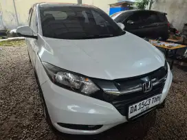 honda hrv e matic 2015