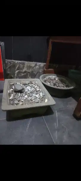 Pot dari Batu Alam