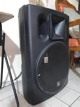 Speaker Aktif Beta Three 15 inchi Germany
