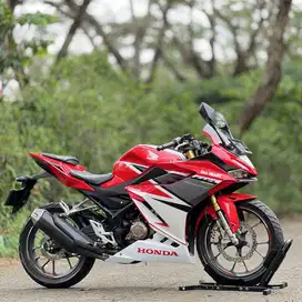 HONDA NEW CBR 150R RED RACING 2021 KM 9K PAJAK PANJANG KAYAK BARU