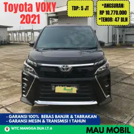 TDP 5JT, Voxy 2020/2021 Hitam, KM 49rb