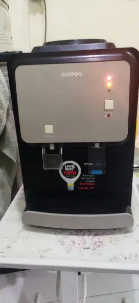 Dispenser dingin, panas masi bagus normal. Denpoo