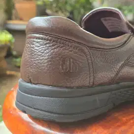 Sepatu second merk Jim Joker size 40