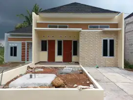 Rumah di tengah kota lokasi sangat strategis jalan lebar