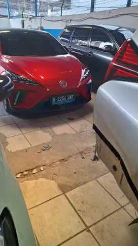 Over kredit  MG EV4