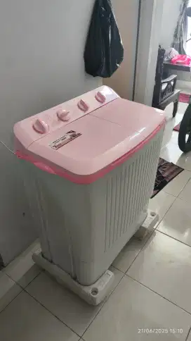 mesin cuci merk polytron