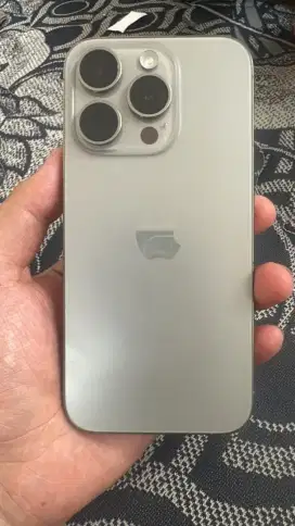 iPhone 15pro 128gb