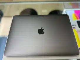 MacBook Air M1 2020 iBox ID/A Grey BH 100% CC 7 Lengkap Mulus