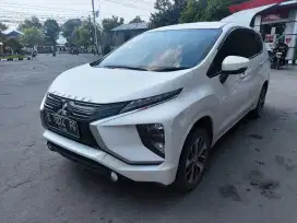 DIJUAL MITSUBISHI XPANDER GLS 1.5 MATIC PUTIH PEMAKAIAN PRIBADI