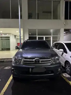 Fortuner 2010 Diesel Matic Jual Cepat BU