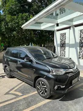 AVANZA VELOZ 1.3 A/T SANGAT TERAWAT FULL AKSESORIS BARU