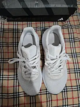 Sepatu Adidas run falcon 3  nude sz 39 1/3