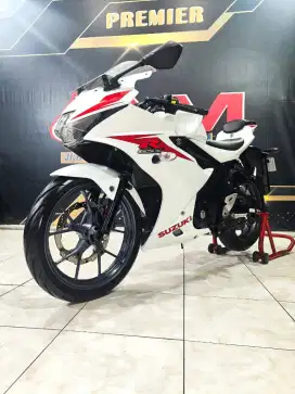Suzuki GSX R 150 KEYLES REG 2020 odo 11rb gas riding jos