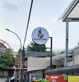 Neonbox plang usaha